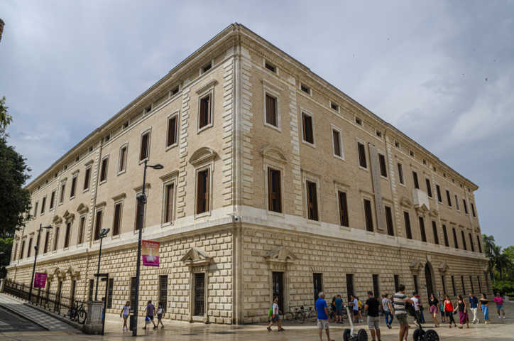 Málaga 008 - museo de Málaga.jpg